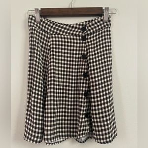 Reformation black and white Checkered Skirt with buttons - SIZE 6